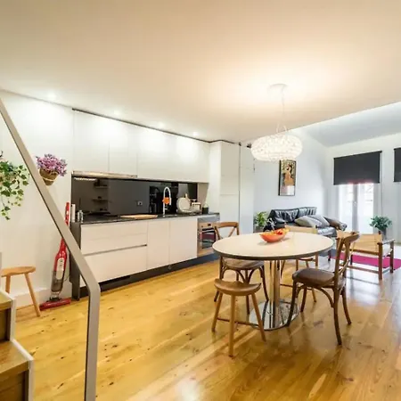 Casa Velhinha - Design, Culture And Comfort In