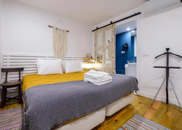 아파트 Casa Velhinha - Design, Culture And Comfort In *