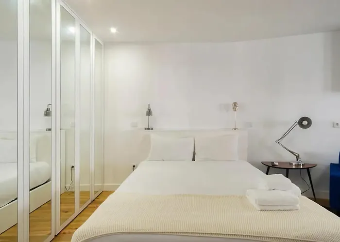 Casa Velhinha - Design, Culture And Comfort In Guimarães