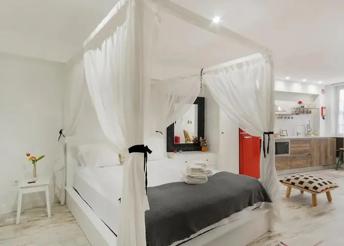 Casa Velhinha - Design, Culture And Comfort In *